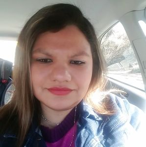 Meet your Posher, Evelin